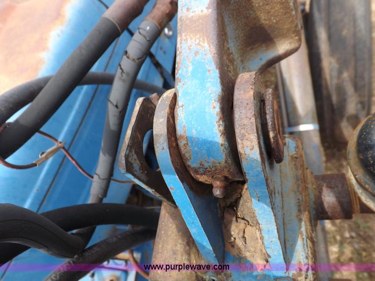 image for item H1892 1970 Ford C1023C tractor