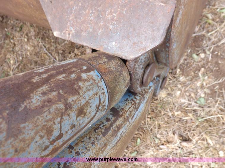 image for item H1892 1970 Ford C1023C tractor