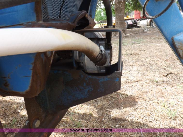 image for item H1892 1970 Ford C1023C tractor