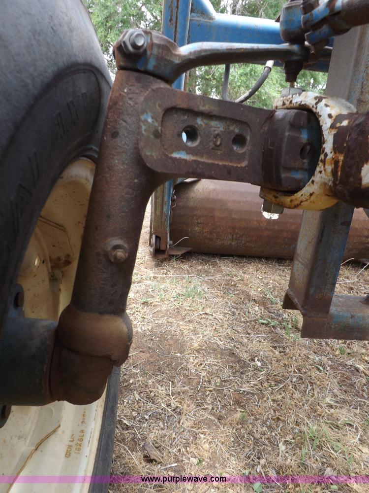 image for item H1892 1970 Ford C1023C tractor