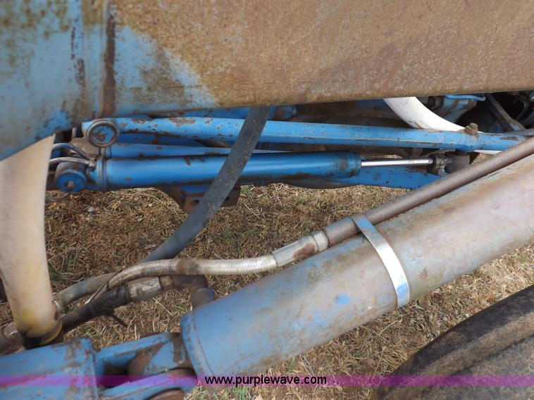 image for item H1892 1970 Ford C1023C tractor