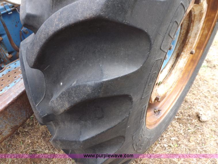 image for item H1892 1970 Ford C1023C tractor