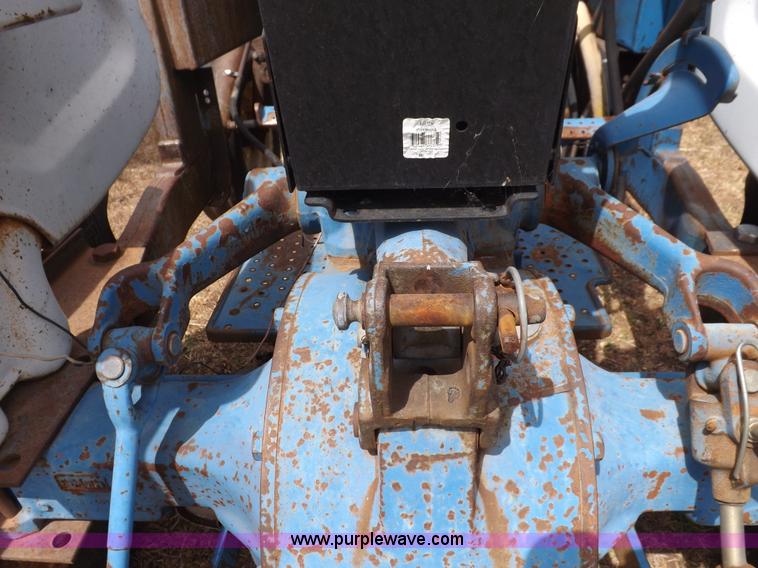 image for item H1892 1970 Ford C1023C tractor