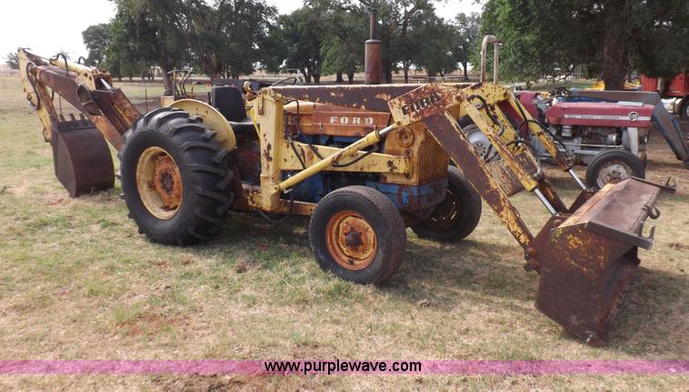 image for item H1893 1969 Ford C5011F backhoe