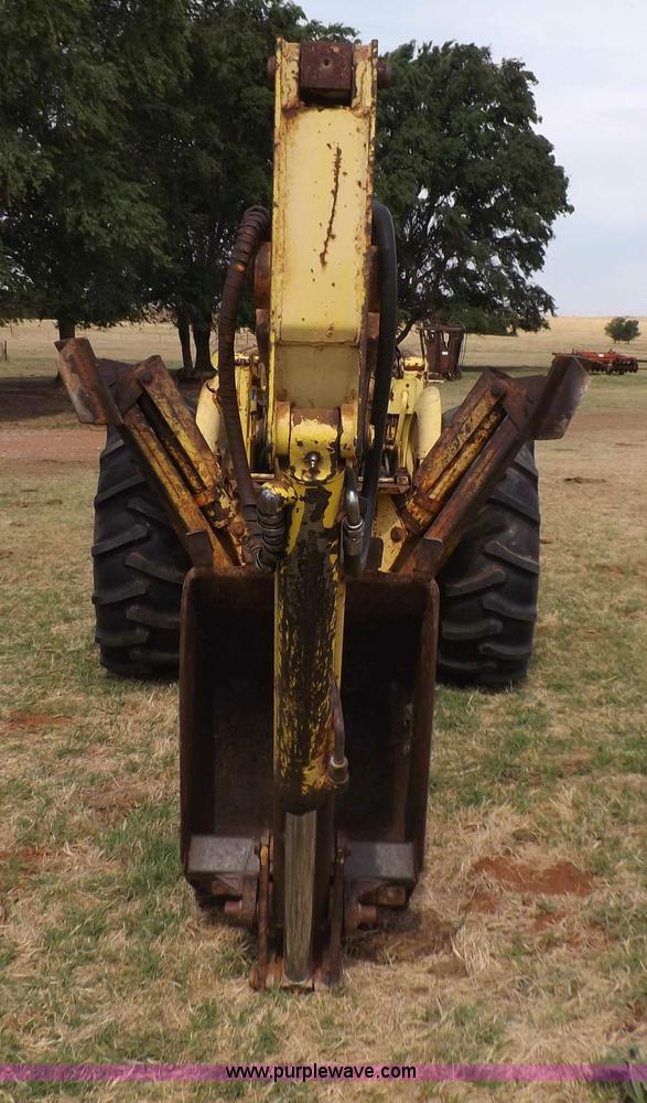 image for item H1893 1969 Ford C5011F backhoe