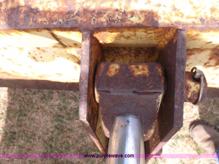 image for item H1893 1969 Ford C5011F backhoe