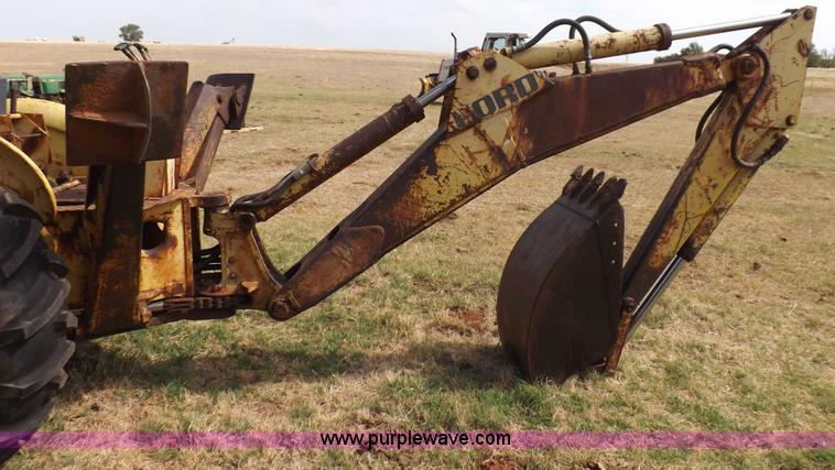 image for item H1893 1969 Ford C5011F backhoe