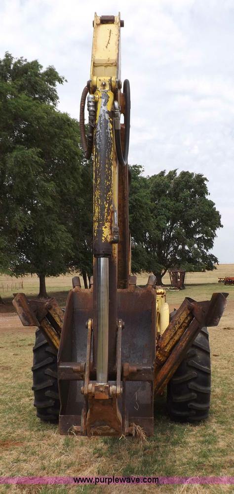 image for item H1893 1969 Ford C5011F backhoe