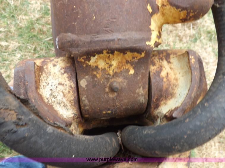 image for item H1893 1969 Ford C5011F backhoe