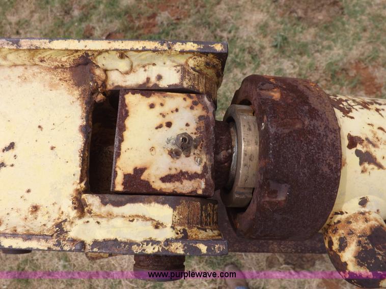 image for item H1893 1969 Ford C5011F backhoe