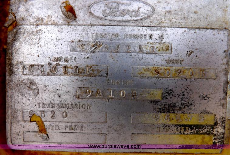 image for item H1893 1969 Ford C5011F backhoe