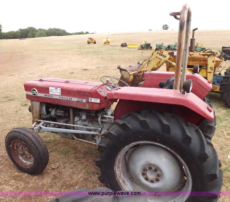 image for item H1894 Massey-Ferguson 135 tractor