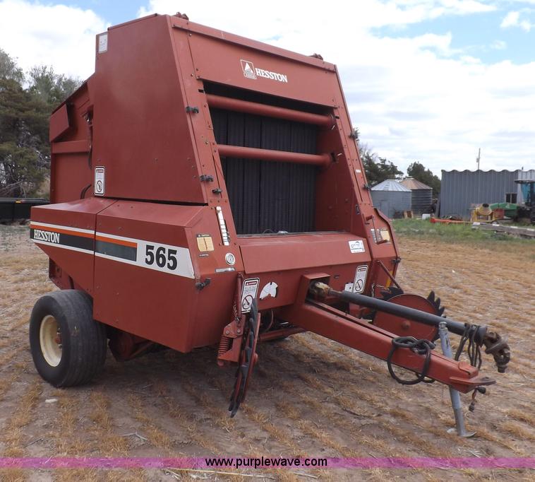 image for item H1901 1991 Hesston 565A round baler
