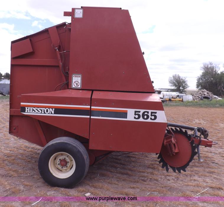 image for item H1901 1991 Hesston 565A round baler