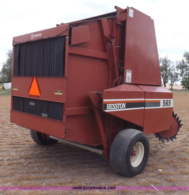 image for item H1901 1991 Hesston 565A round baler