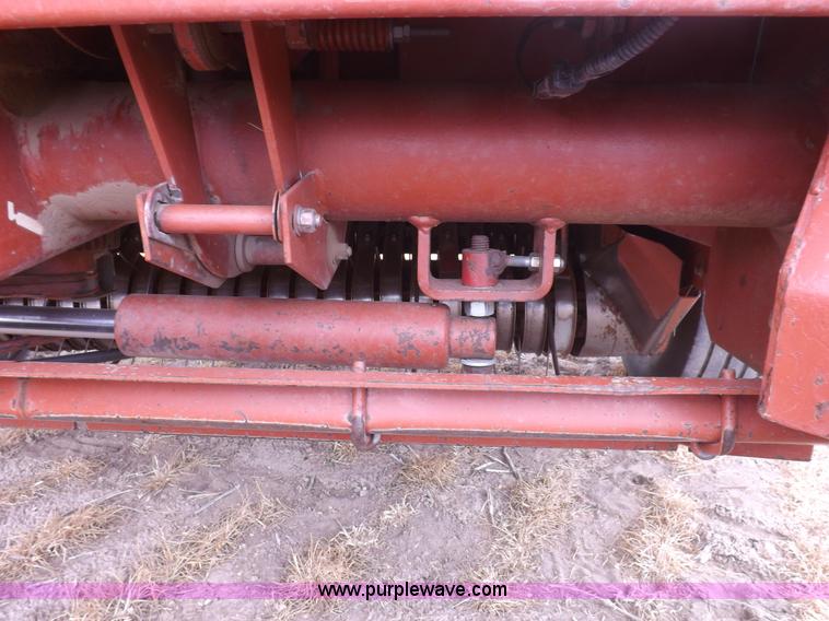 image for item H1901 1991 Hesston 565A round baler