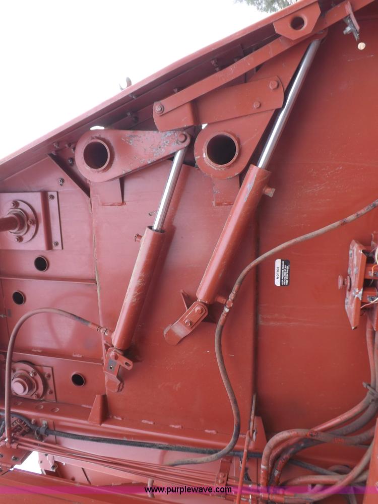 image for item H1901 1991 Hesston 565A round baler