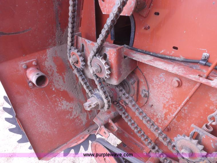image for item H1901 1991 Hesston 565A round baler