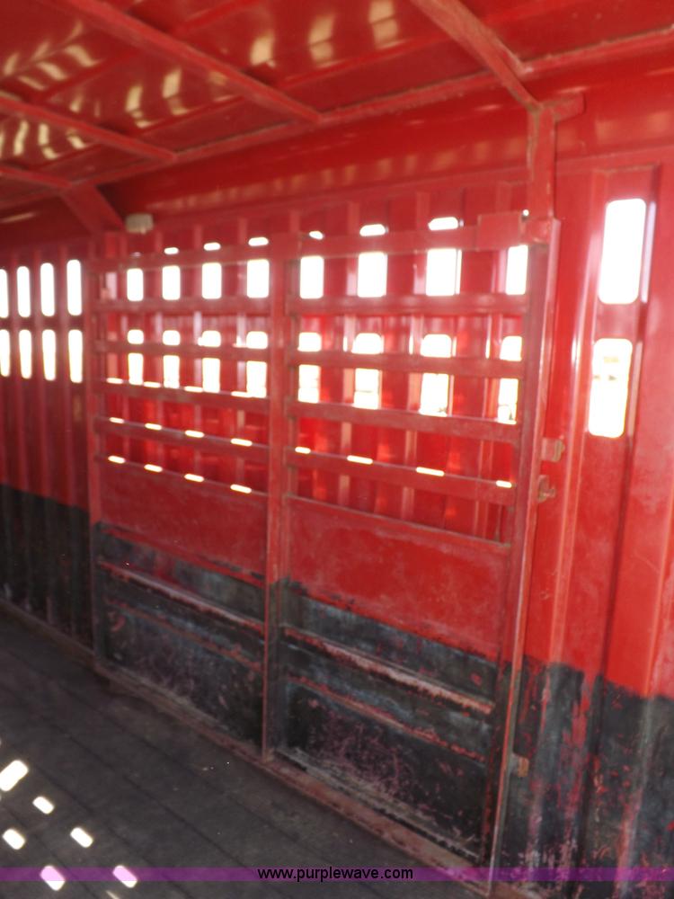 image for item H1908 1998 Trailmann livestock trailer