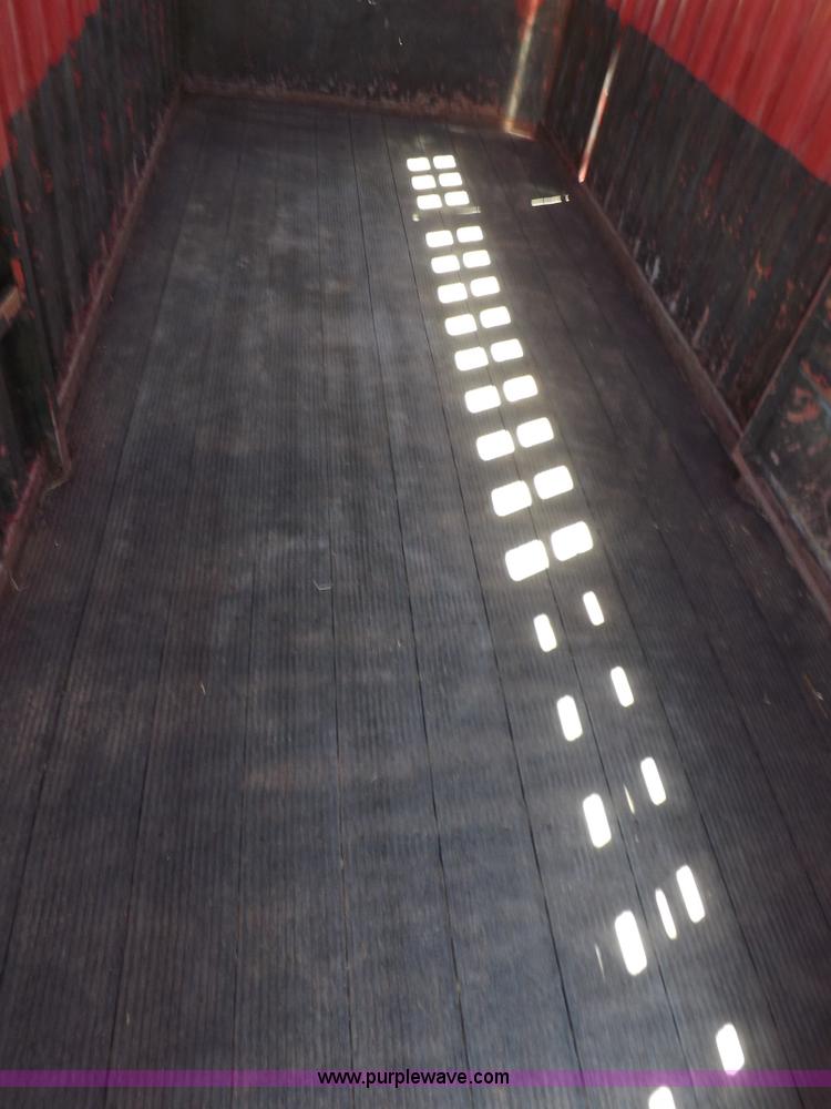 image for item H1908 1998 Trailmann livestock trailer