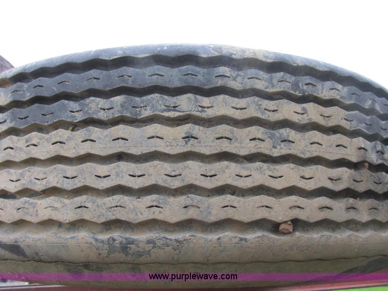 image for item I2622 International 45 Vibrashank field cultivator