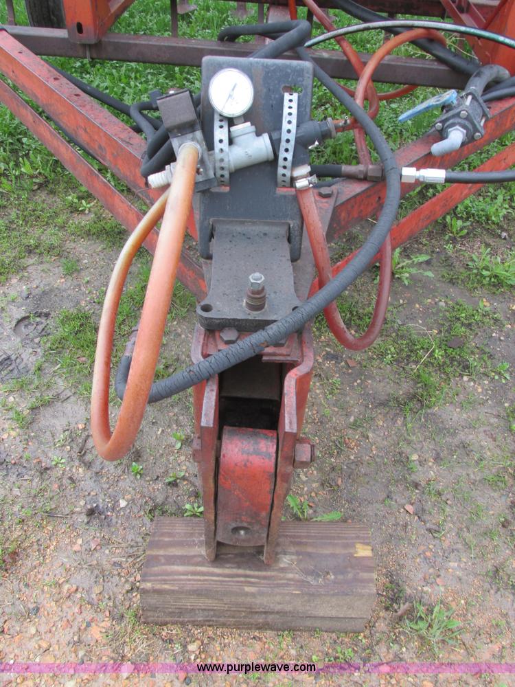 image for item I2622 International 45 Vibrashank field cultivator
