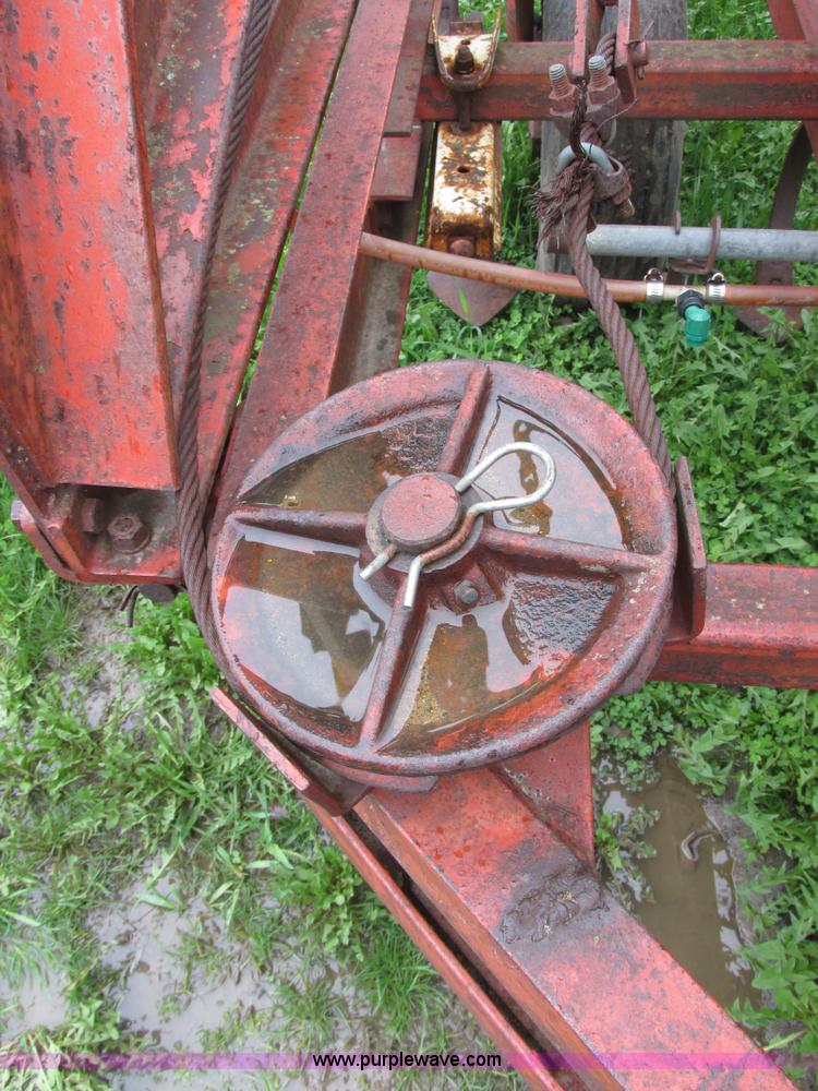 image for item I2622 International 45 Vibrashank field cultivator