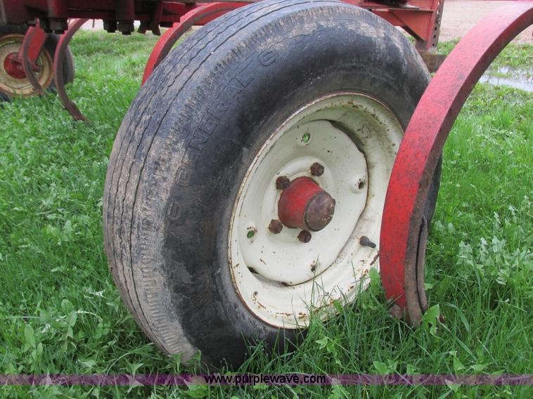 image for item I2623 Bush Hog chisel plow