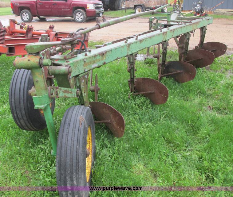 image for item I2624 John Deere 450 five bottom plow