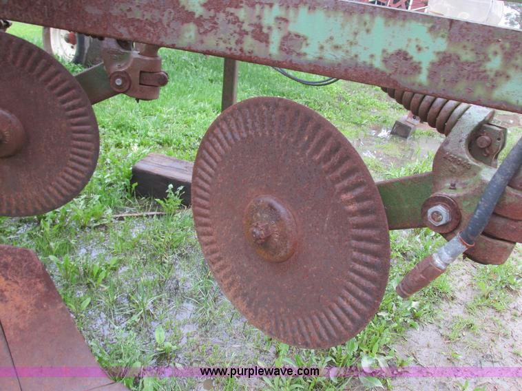 image for item I2624 John Deere 450 five bottom plow