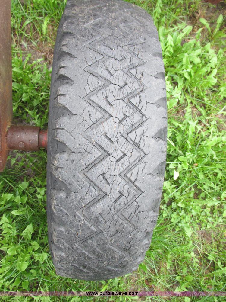 image for item I2625 International 480 tandem folding disk