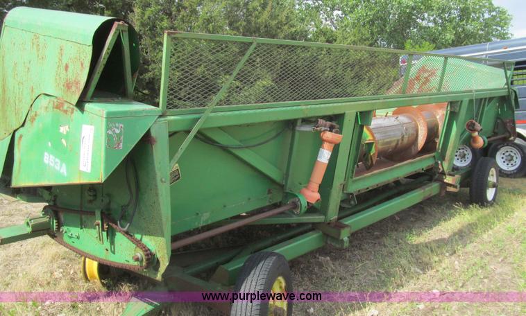 image for item I7018 John Deere 853A eight row corn head