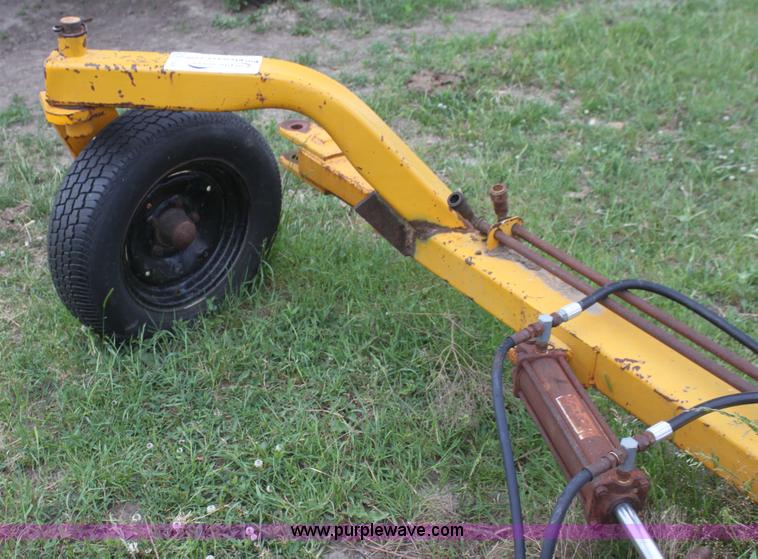 image for item I7408 Double drill hitch