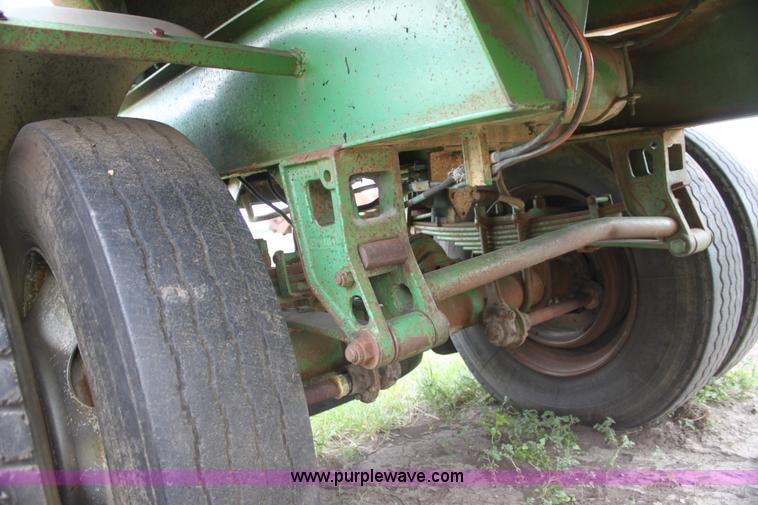 image for item I7409 1961 Utility 19' single hopper trailer