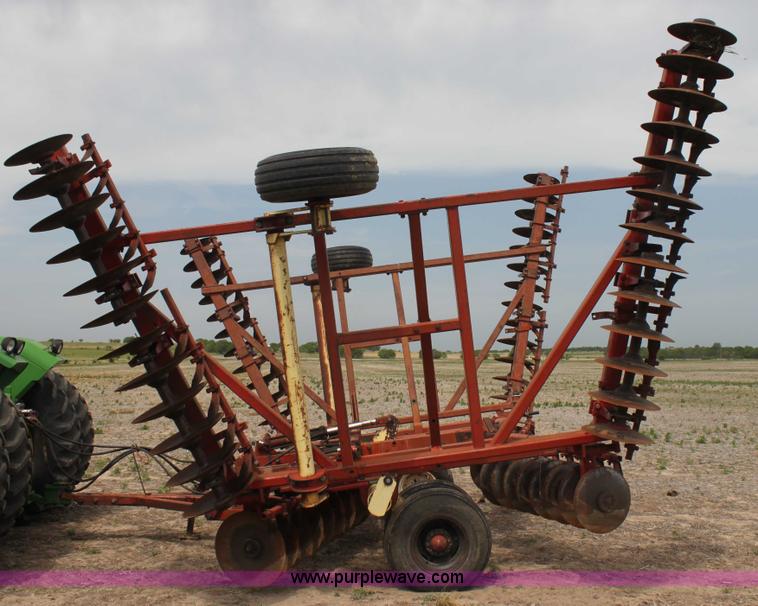 image for item I7410 Krause 960A 30' offset folding disk