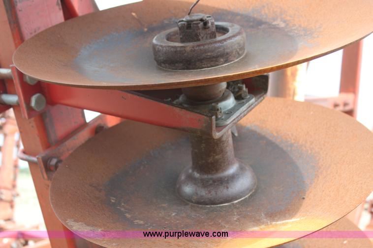 image for item I7410 Krause 960A 30' offset folding disk