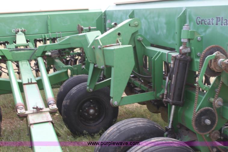 image for item I7418 Great Plains Solid Stand 36' folding drill