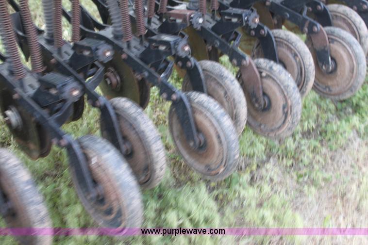 image for item I7418 Great Plains Solid Stand 36' folding drill