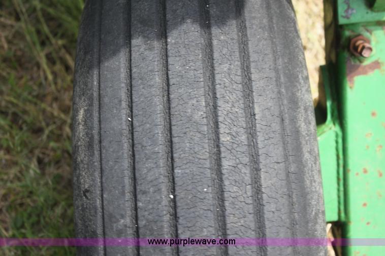 image for item I7418 Great Plains Solid Stand 36' folding drill