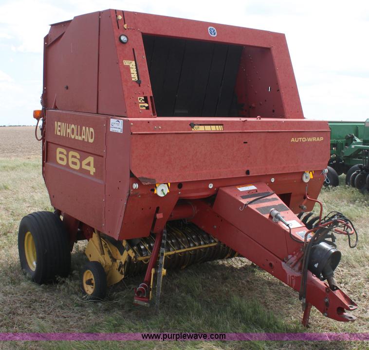 image for item I7419 1997 New Holland 664 round baler