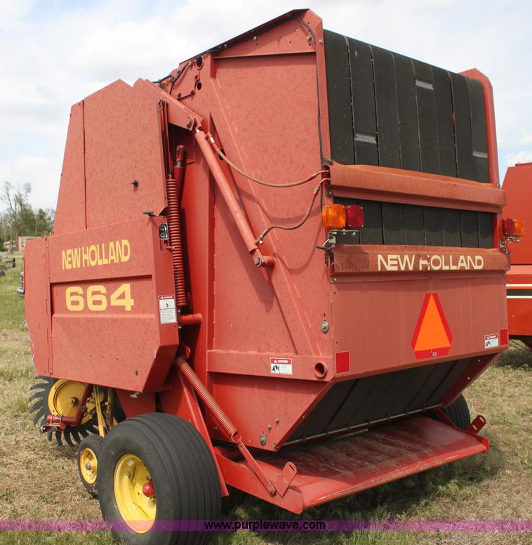 image for item I7419 1997 New Holland 664 round baler