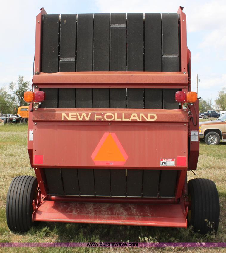 image for item I7419 1997 New Holland 664 round baler