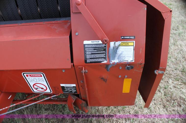 image for item I7420 Hesston 565T round baler