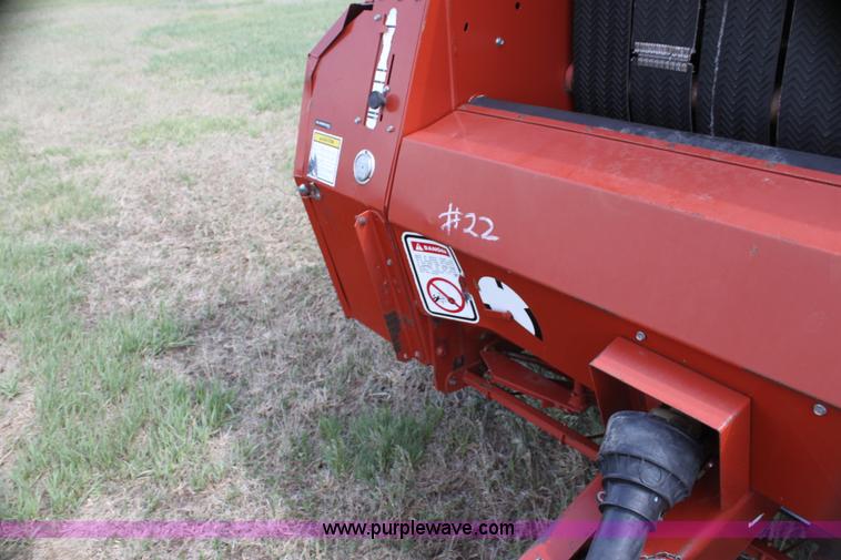 image for item I7420 Hesston 565T round baler