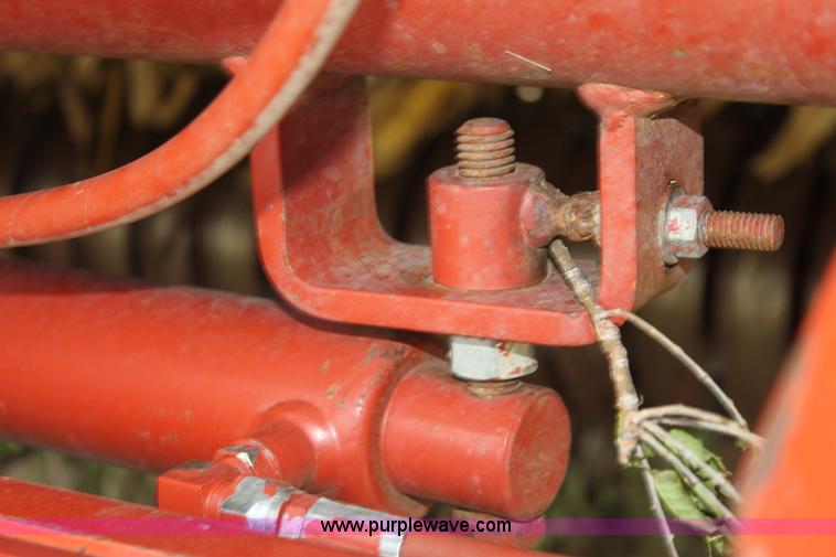 image for item I7420 Hesston 565T round baler