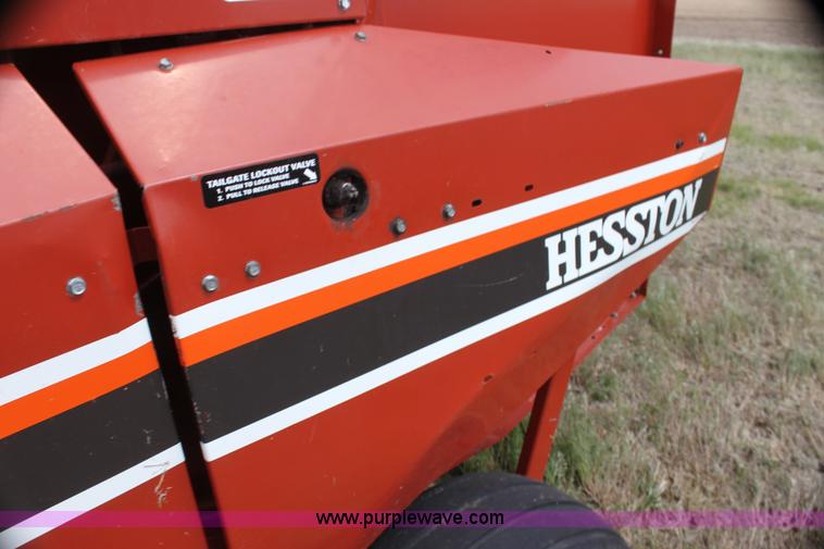 image for item I7420 Hesston 565T round baler