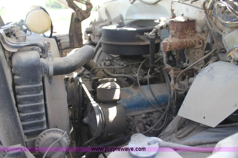 image for item I7470 1979 Chevrolet C60 grain truck