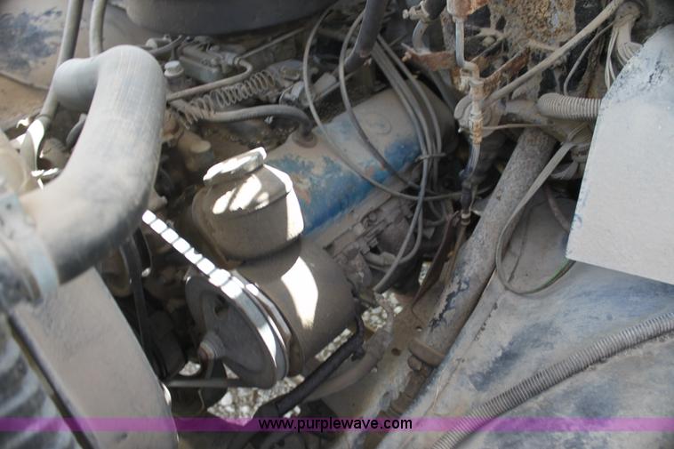 image for item I7470 1979 Chevrolet C60 grain truck