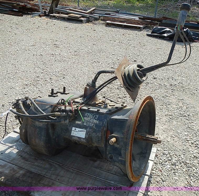 International RT6613 Eaton manual transmission in Topeka, KS Item AC9003 sold Purple Wave