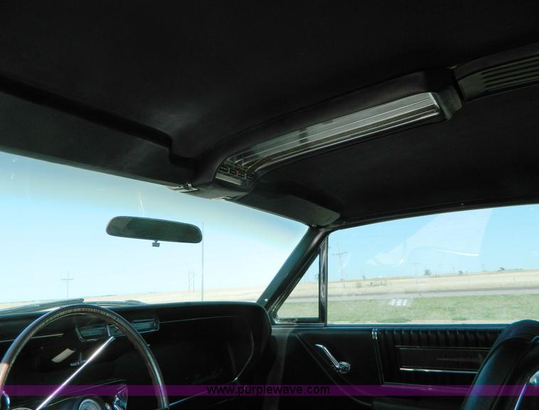 image for item AL9992 1966 Ford Thunderbird